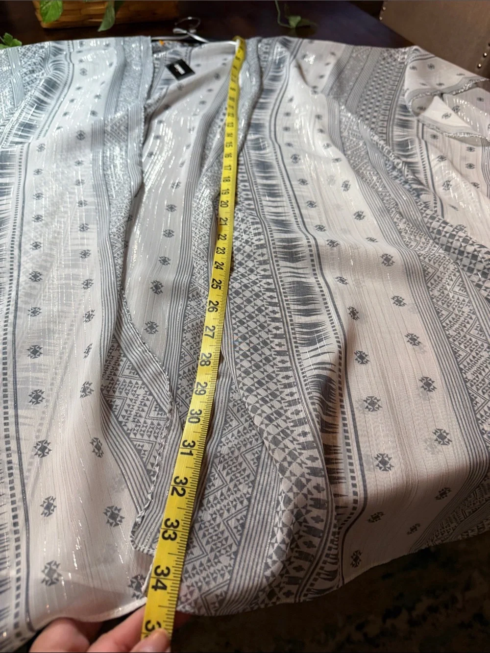 NWT Express White and Gray Pattern Chiffon Ruana with Metallic Accents